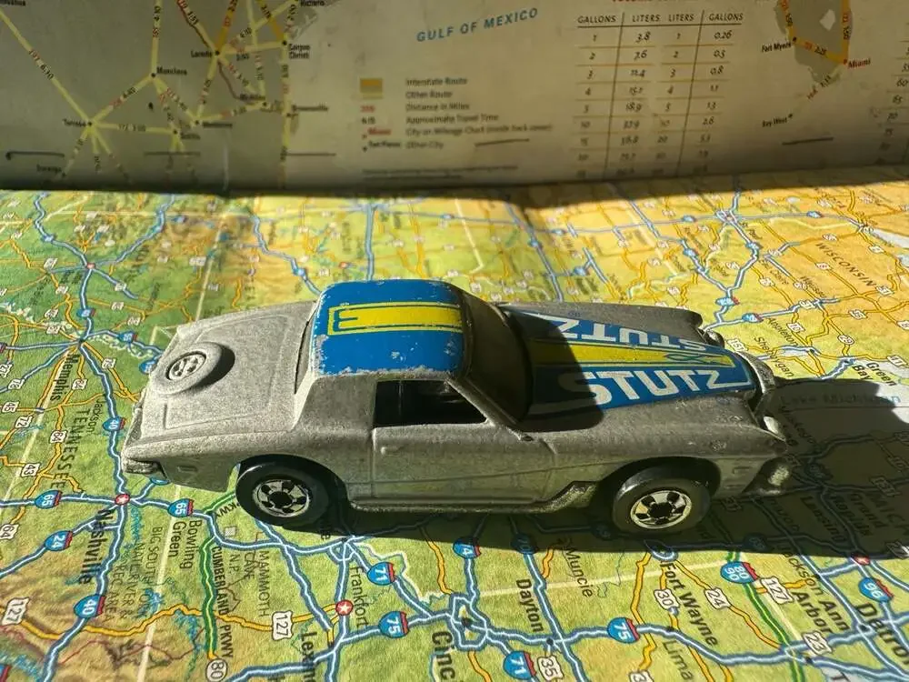 VTG 1979 Hot Wheels Stutz Blackhawk Diecast Car Silver w/ Blue & Yellow Tampos